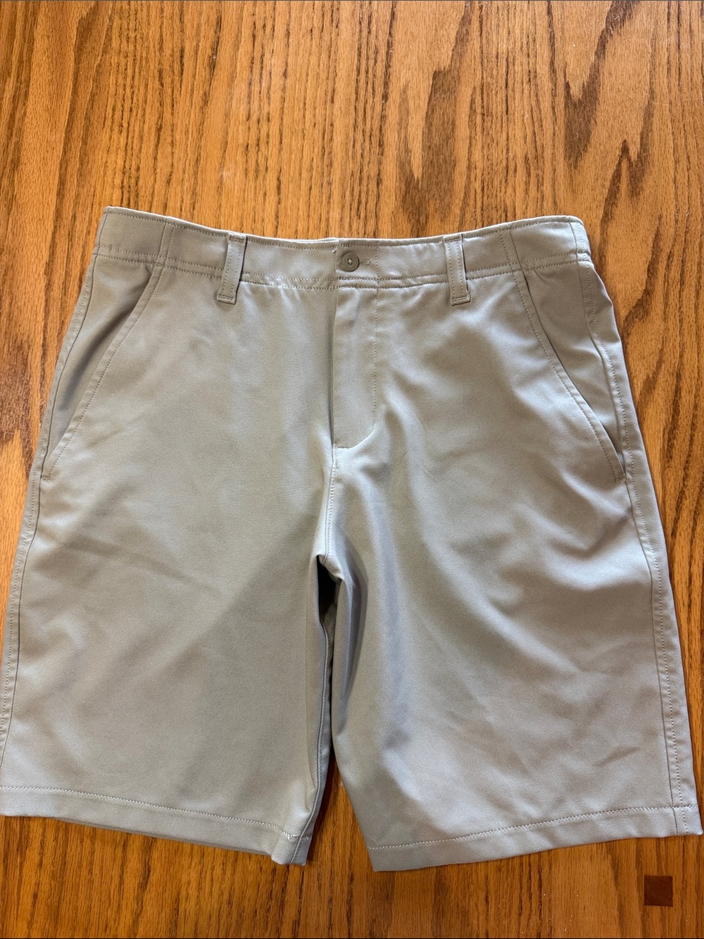 Under Armour Boys Light Gray Athletic Shorts